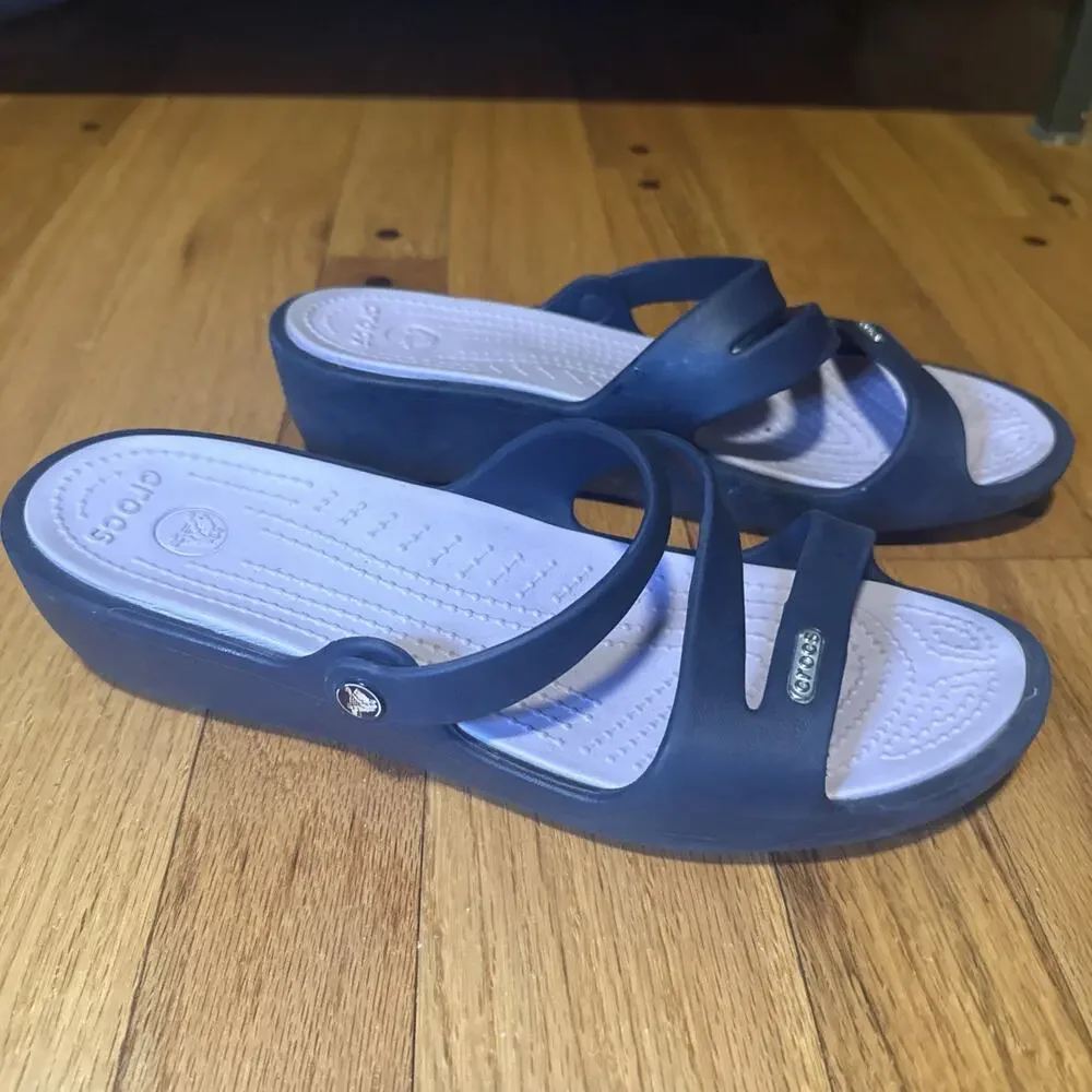 Crocs Purple Wedge Flip Flops Women's 9